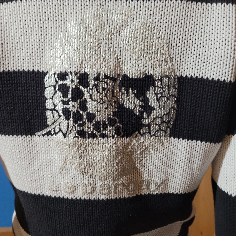 Sweater - Picture 4 of 12